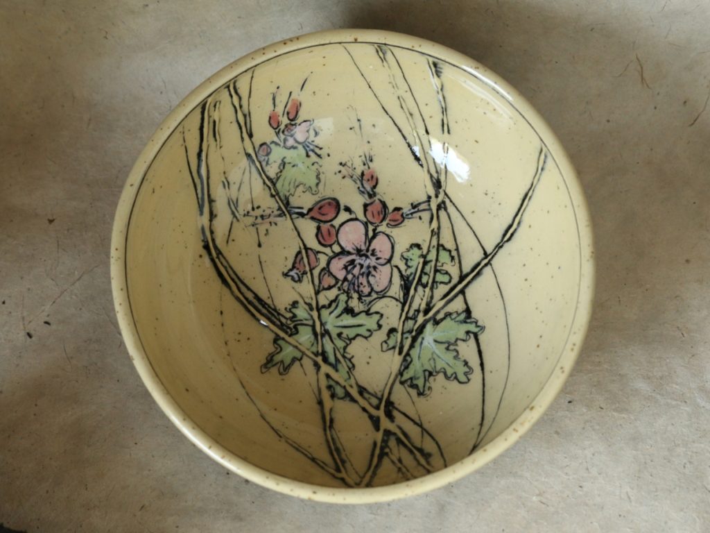 SeifenschalenUnikate in verschiedenen Farben und Formen