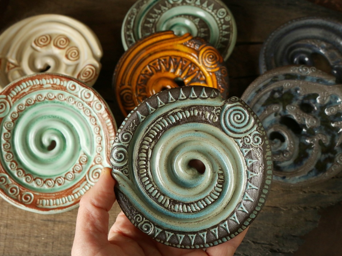 Runde Seifenschalen mit Ablauf